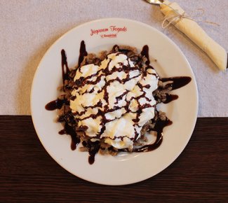 Gesztenyepüré áfonyaöntettel